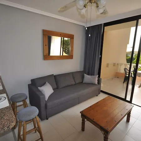 Paradise Court Americas Wifi Piscina 27 *